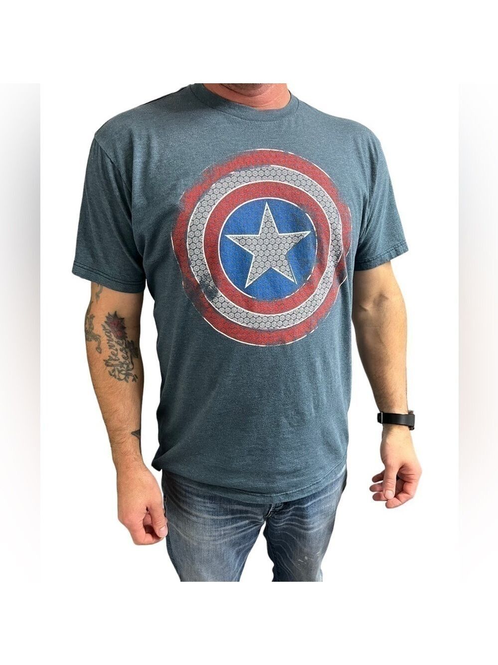 CAPTAIN America T shirt